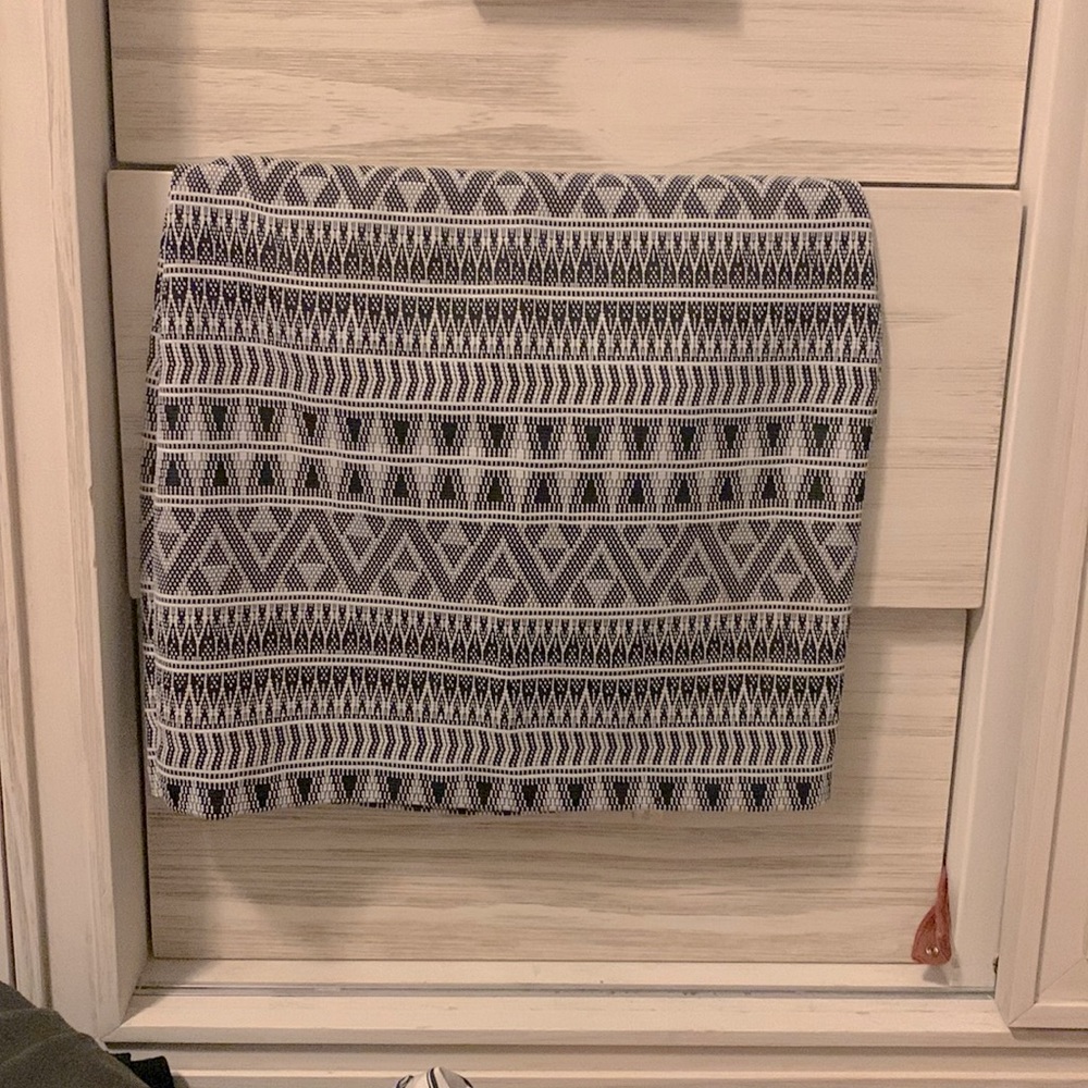 Pattern high waisted skirt